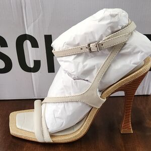 New Schutz Nakia strappy sandal 7.5 cream